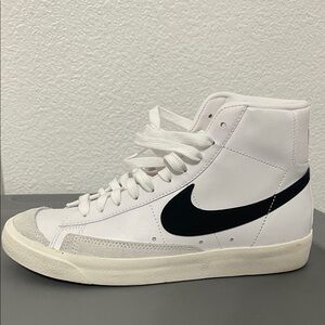 Nike Men's White and Black High-Top Sneakers